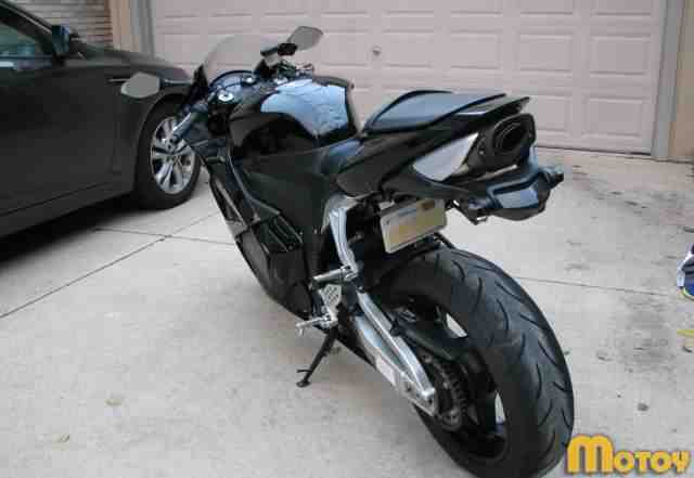Хонда CBR 600 RR 2011 + ABS Хонда CBR 600 RR 2011 + ABS