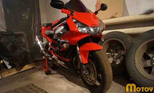 Хонда CBR 954 RR Fireblade Хонда CBR 954 RR Fireblade