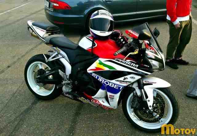 Хонда cbr 600 rr Хонда cbr 600 rr