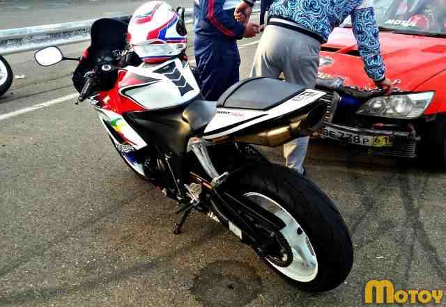 Хонда cbr 600 rr Хонда cbr 600 rr
