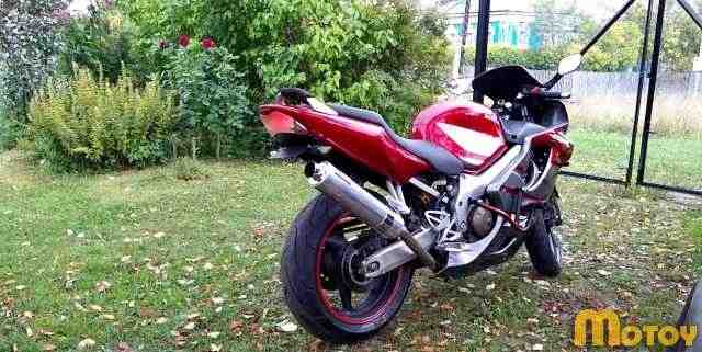 Мотоцикл Хонда CBR 600 F4i Мотоцикл Хонда CBR 600 F4i