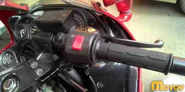 Мотоцикл Кавасаки ZZR400 2 Мотоцикл Кавасаки ZZR400 2