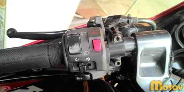 Мотоцикл Кавасаки ZZR400 2 Мотоцикл Кавасаки ZZR400 2