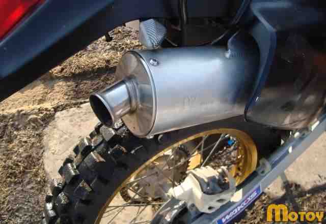 Мотоцикл кавасаки KLX250 эндуро Мотоцикл кавасаки KLX250 эндуро