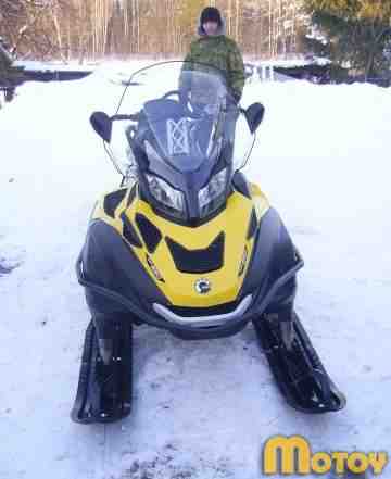 Снегоход SKI-DOO skandic WT 550F Снегоход SKI-DOO skandic WT 550F