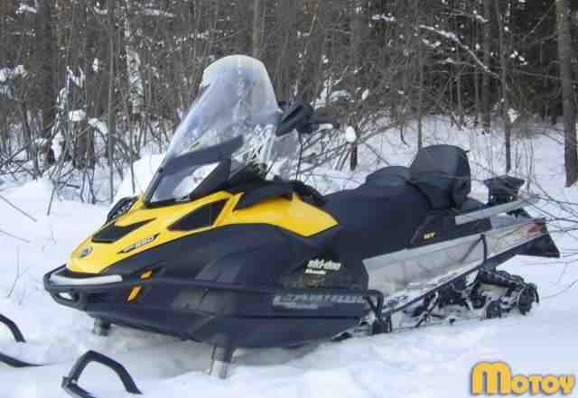 Снегоход SKI-DOO skandic WT 550F Снегоход SKI-DOO skandic WT 550F