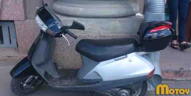 Скутер Хонда Lead 90cc Скутер Хонда Lead 90cc