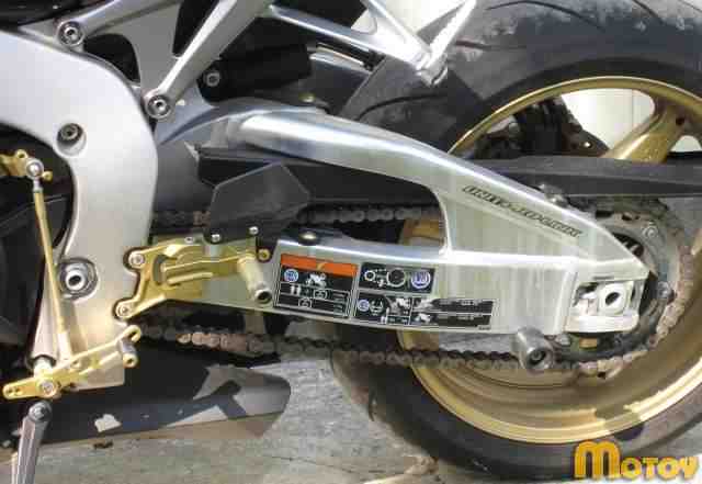 Спорт-байк Хонда CBR 1000 RR Fireblade Спорт-байк Хонда CBR 1000 RR Fireblade