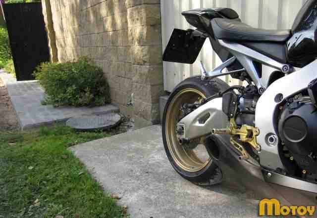 Спорт-байк Хонда CBR 1000 RR Fireblade Спорт-байк Хонда CBR 1000 RR Fireblade