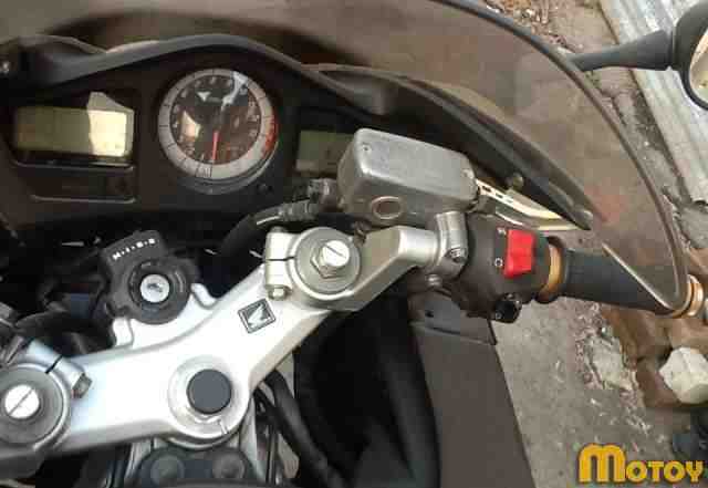 Хонда VFR-800 2008г Хонда VFR-800 2008г