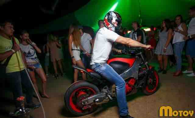 Ямаха YZF 1000 R thunderace Ямаха YZF 1000 R thunderace