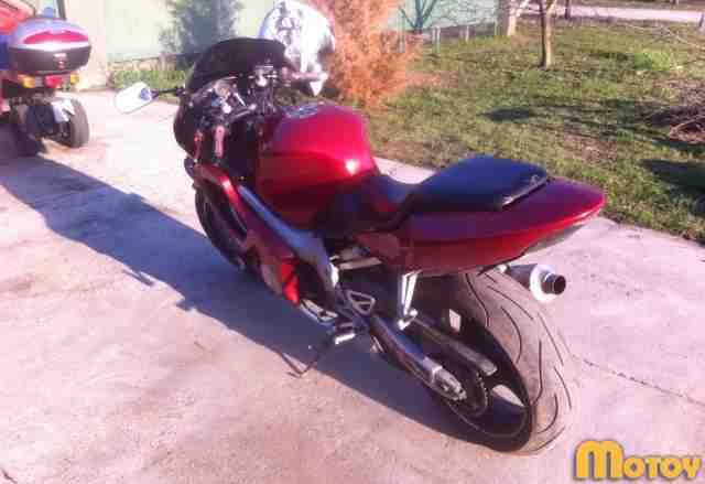 Хонда cbr F4 2000г Хонда cbr F4 2000г