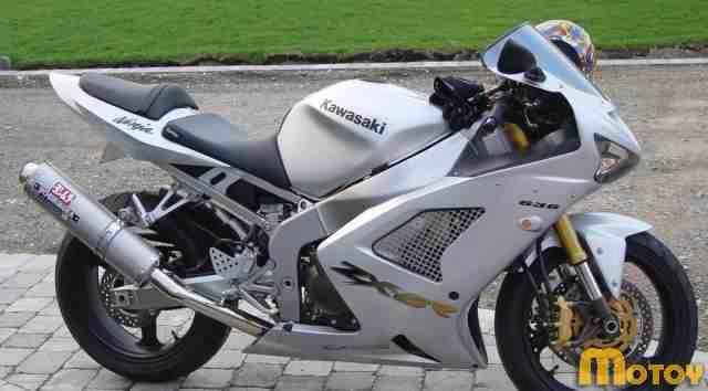 Кавасаки ZX6R 2003 stunt bike Кавасаки ZX6R 2003 stunt bike