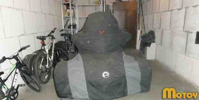Трицикл BRP Can-Am RD Spyder RT-S Трицикл BRP Can-Am RD Spyder RT-S