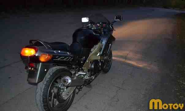 Кавасаки ZZR 400 Кавасаки ZZR 400