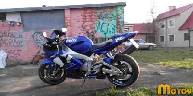 Ямаха YZF R1 Ямаха YZF R1