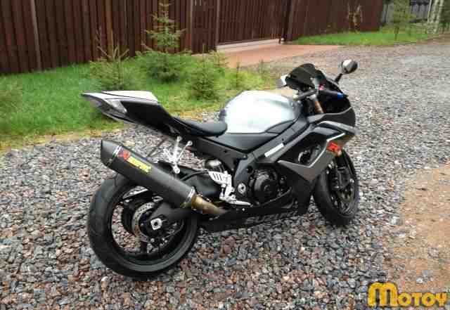 Судзуки GSX-r 1000 k6 2006 год Судзуки GSX-r 1000 k6 2006 год