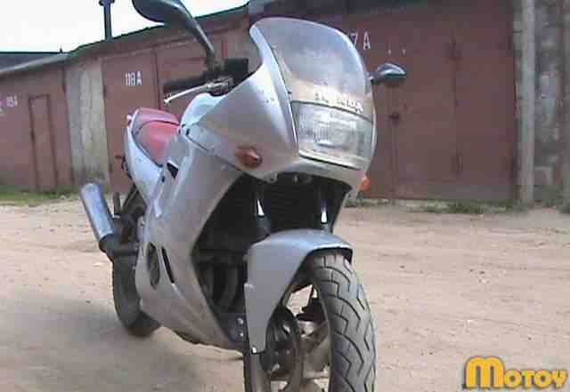 Хонда CBR- 250 F Хонда CBR- 250 F