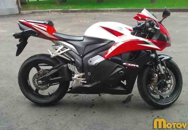 Хонда CBR600RR (ABS) Хонда CBR600RR (ABS)