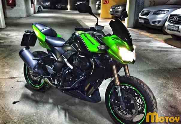 Любимый мотоцикл Кавасаки Z 750 R Любимый мотоцикл Кавасаки Z 750 R