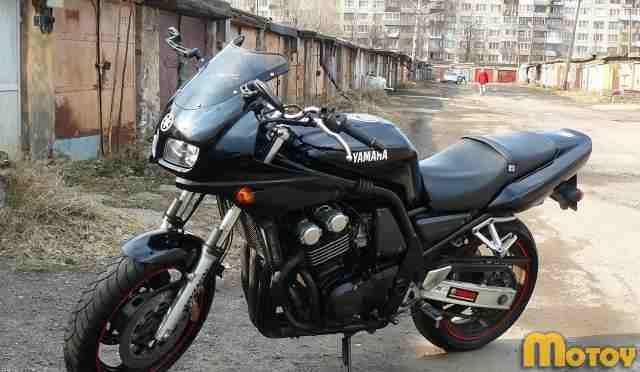 Ямаха FZ 400 Ямаха FZ 400