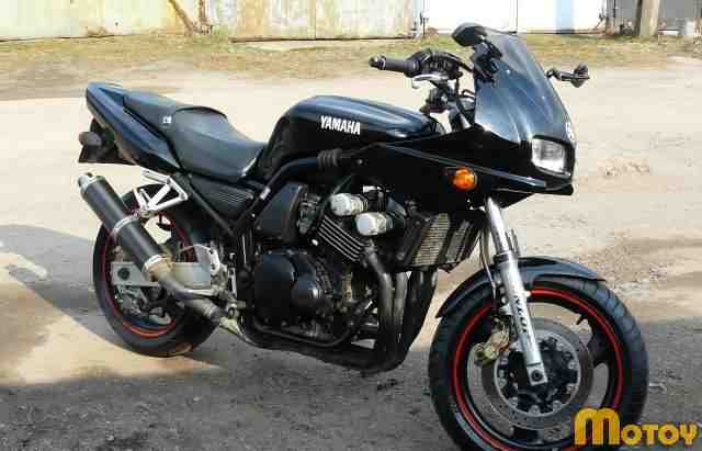 Ямаха FZ 400 Ямаха FZ 400