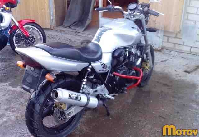 Хонда CB 400 vtek 2002 год Хонда CB 400 vtek 2002 год