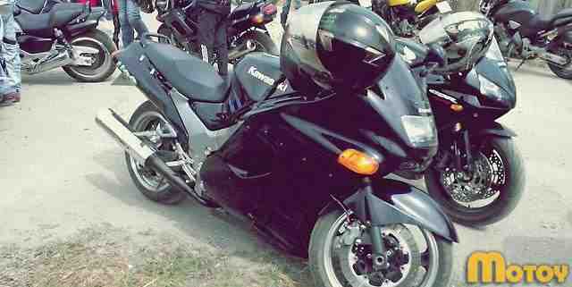 Кавасаки zzr-1100 Кавасаки zzr-1100