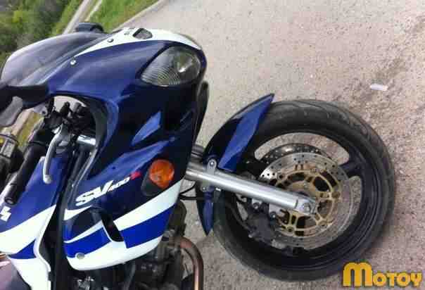 Продам мотоцикл Сузуки SV400S Продам мотоцикл Сузуки SV400S