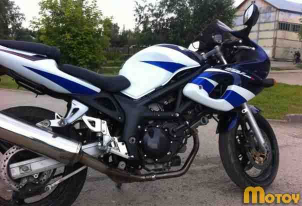 Продам мотоцикл Сузуки SV400S Продам мотоцикл Сузуки SV400S