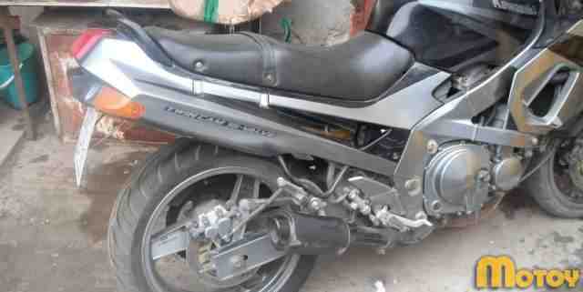Кавасаки ZZR400 Кавасаки ZZR400