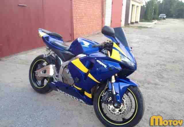 Хонда CBR600RR 2006г Хонда CBR600RR 2006г