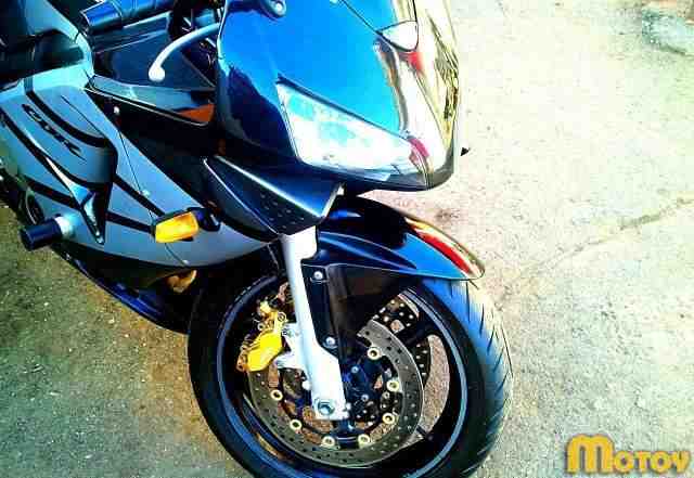 Хонда CBR 600 RR Хонда CBR 600 RR
