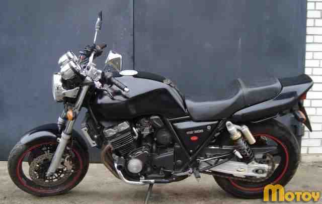 Хонда CB 400 SF Version S Хонда CB 400 SF Version S