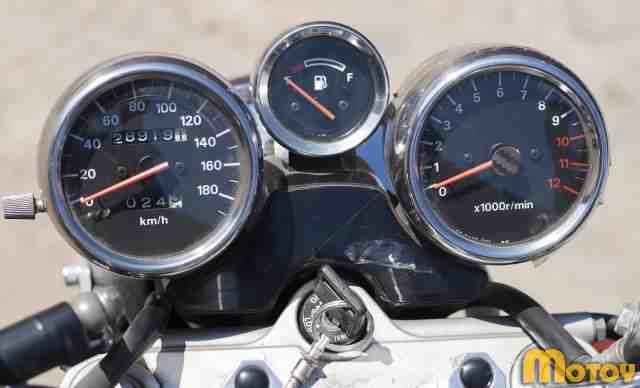 Сузуки GSF 1200 Бандит N 1995 года Сузуки GSF 1200 Бандит N 1995 года