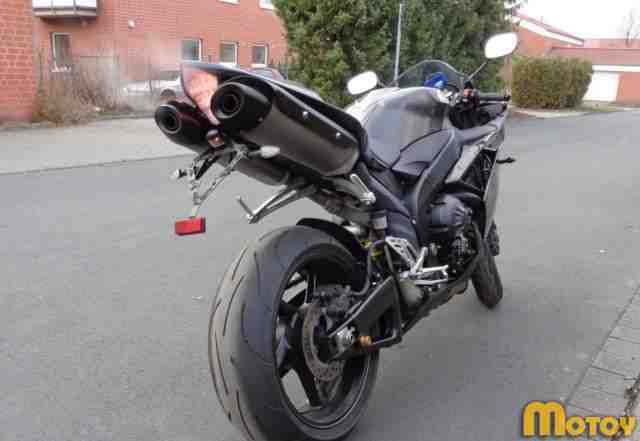 Ямаха YZF-R1 2009 г. в Ямаха YZF-R1 2009 г. в