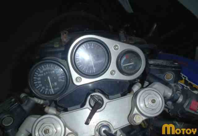 Судзуки gsx-r1100 Судзуки gsx-r1100