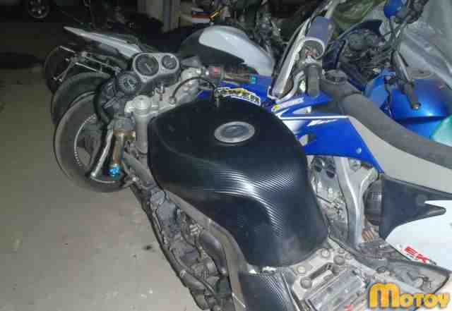 Судзуки gsx-r1100 Судзуки gsx-r1100