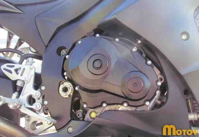 Судзуки GSX-R + ABS 2012 Судзуки GSX-R + ABS 2012