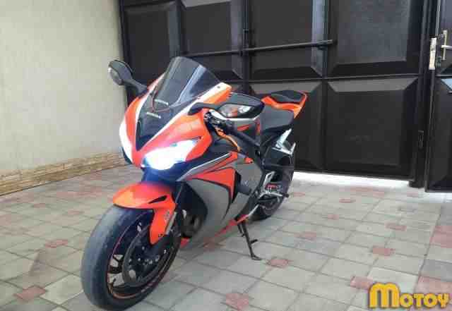Хонда CBR1000RA 2010 Хонда CBR1000RA 2010