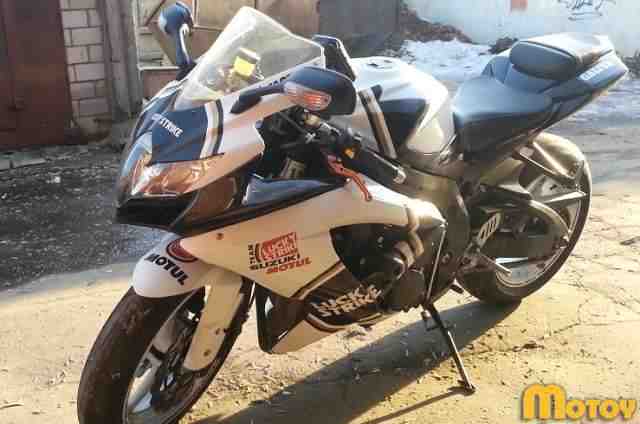 Судзуки GSX-R 750 K9 Судзуки GSX-R 750 K9