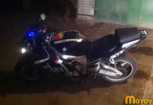 Ямаха R6 Ямаха R6