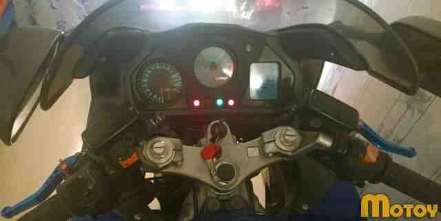 VFR 800 FI VFR 800 FI