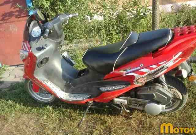 Скутер 125 кубов Скутер 125 кубов