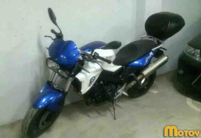 БМВ F 800 R БМВ F 800 R