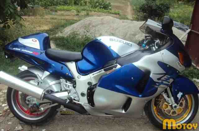 Сузуки GSX1300 Hayabusa 2009 г Сузуки GSX1300 Hayabusa 2009 г