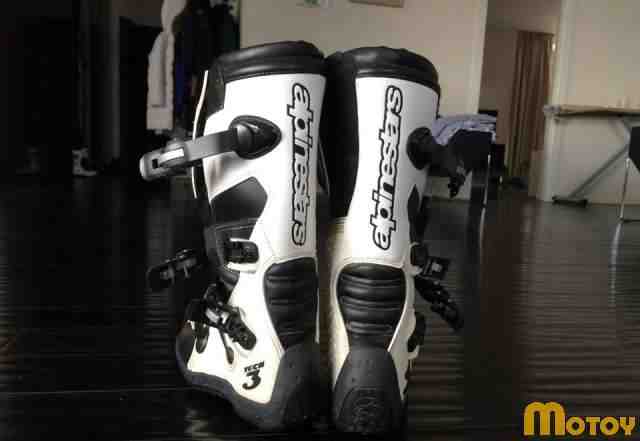 Мотоботы alpinestars размер 7 Мотоботы alpinestars размер 7