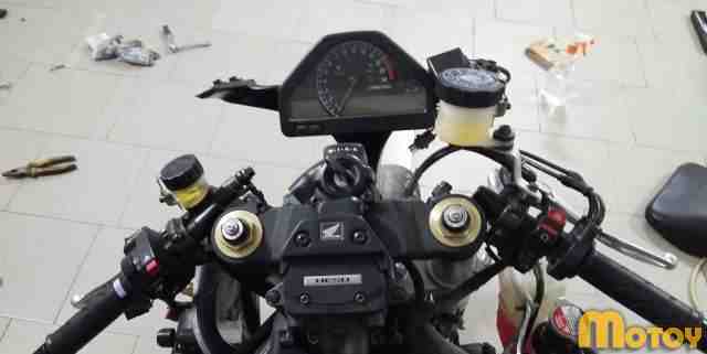 Хонда CBR1000RR fireblade 2007 Хонда CBR1000RR fireblade 2007