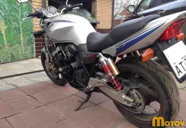 Хонда cb400 супер four гипер vtec2, 2002 года Хонда cb400 супер four гипер vtec2, 2002 года