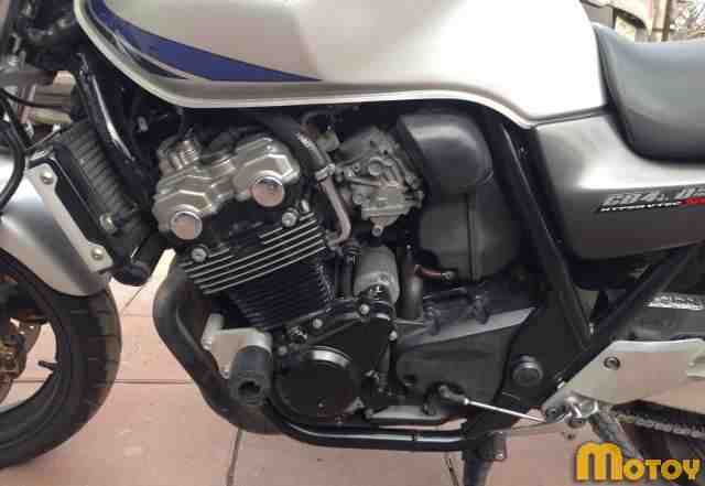 Хонда cb400 супер four гипер vtec2, 2002 года Хонда cb400 супер four гипер vtec2, 2002 года